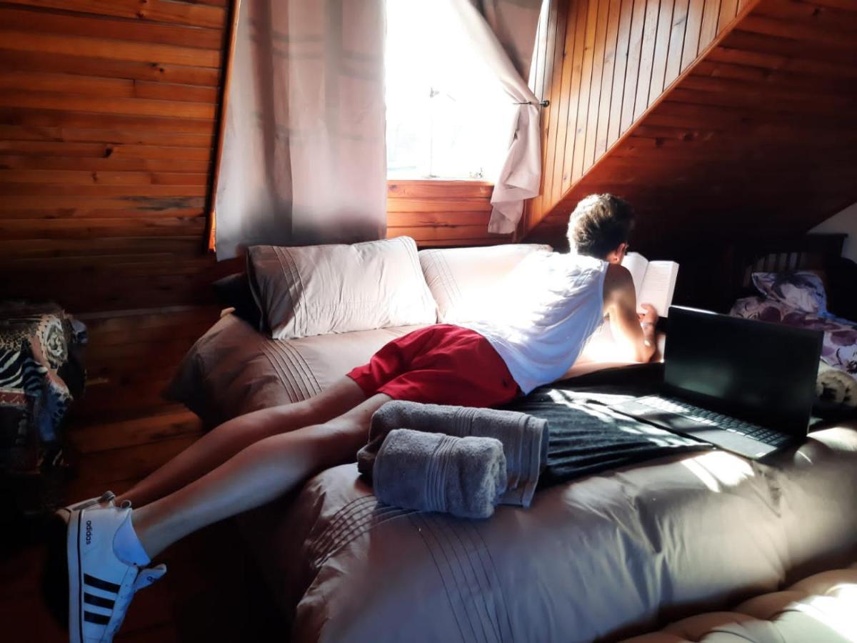 Keedols Inn & Backpackers Найсне Экстерьер фото