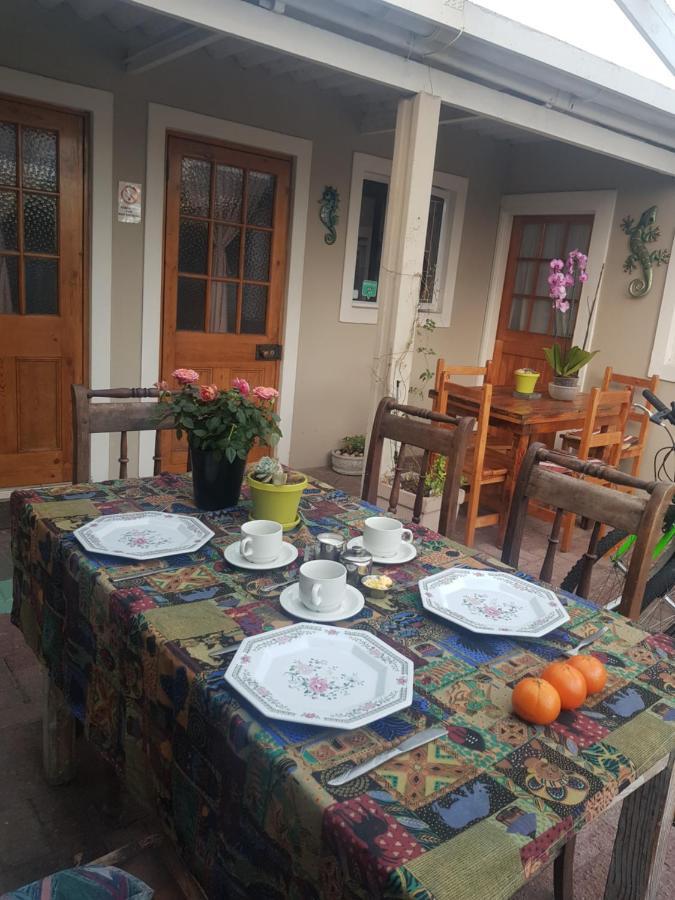 Keedols Inn & Backpackers Найсне Экстерьер фото